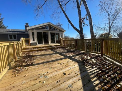 1115 Summit Dr, Waukesha WI  53186-5435 exterior