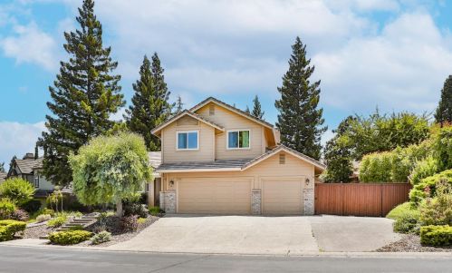 3116 Collingswood Dr, Folsom CA  95762-6214 exterior