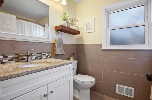 4749 Maryland Ave, Minneapolis MN 55428-4638 exterior