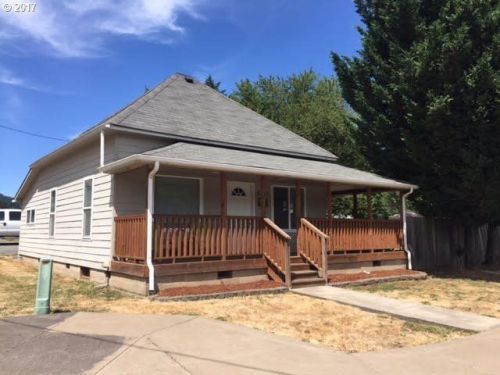 92227 Queen St, Marcola, OR 97454-9736