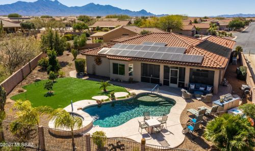 870 Hale Dr, Green Valley, AZ 85614-5576