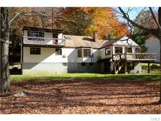 2154 Long Ridge Rd, Stamford, CT 06903-2133