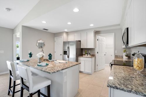 3566 Tangelo Dr, Saint James City FL  33956-2544 exterior