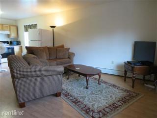 2056 Jackson St, Fairbanks, AK 99705-7550