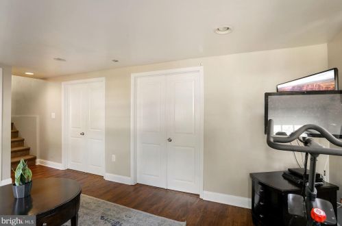 405 Princeton Ave, Wenonah NJ  08090-1647 exterior