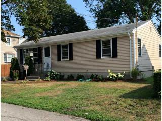 30 Peace St, Warwick RI  02888-2815 exterior