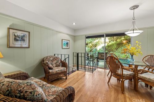 3870 Carpenter Ave, North Hollywood CA  91604-3729 exterior