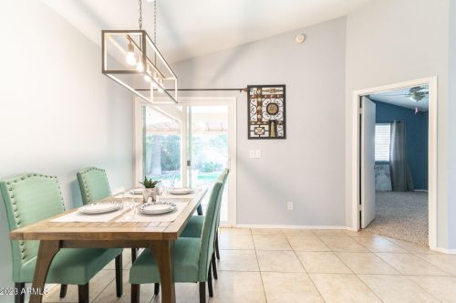 3036 Bluefield Ave, Phoenix AZ 85053-1125 exterior