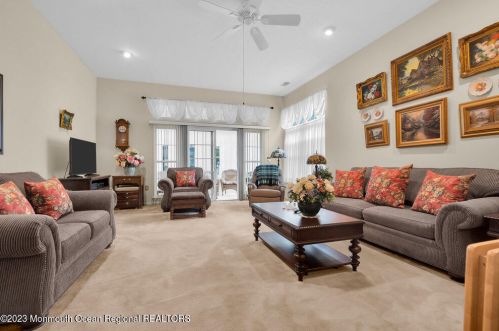 13 Silverspring Dr, Lakewood NJ  08701-7506 exterior