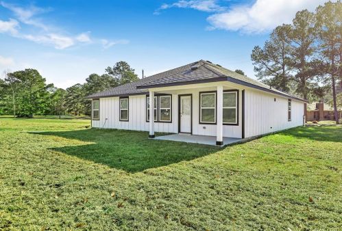 161 Coral Gables, Chita TX  75862-6998 exterior