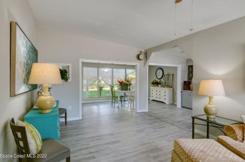 805 Cleveland St, Titusville FL  32780-6469 exterior