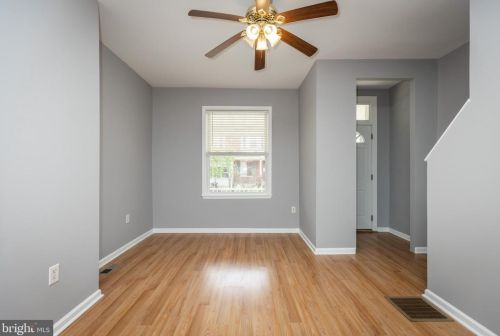 813 17th St, Wilmington, DE 19802-5005