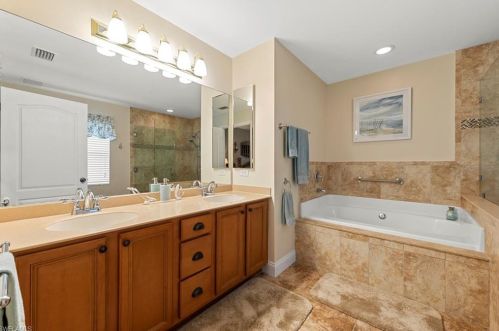 1609 20th Ave, Cape Coral FL  33991-3133 exterior