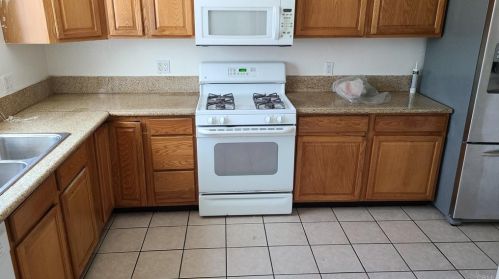 753 Hawthorne Ave, El Cajon, CA 92020-5623