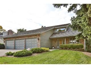 7942 Rhode Island Cir, Minneapolis, MN 55438-1193