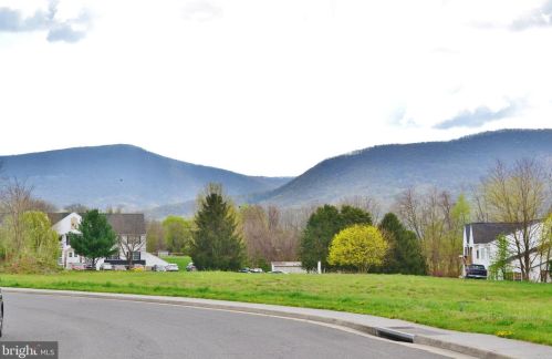 209 Kadies Ln, Edinburg VA  22824-9608 exterior