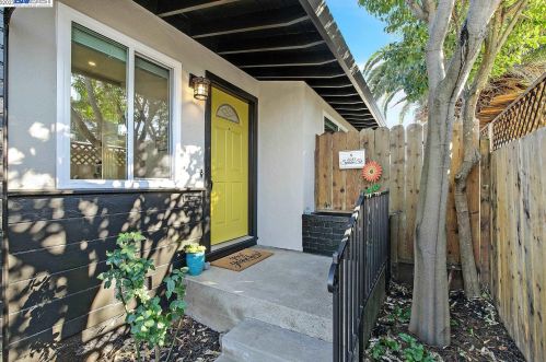 1681 Spruce St, Livermore CA  94551-1919 exterior