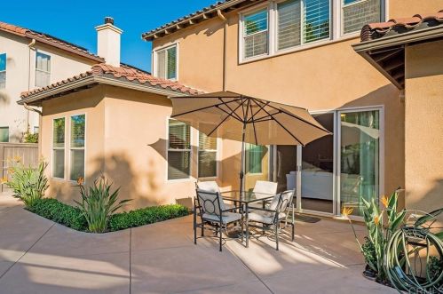 1694 Crossroads St, Chula Vista CA 91915-2431 exterior