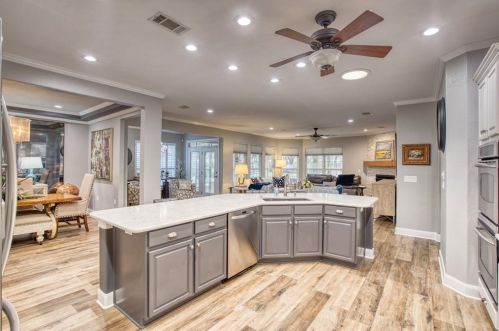 500 Dove Holw Trl, Georgetown TX 78633-5066 exterior