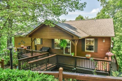 141 Buffalo Trl, Asheville, NC 28805-9761