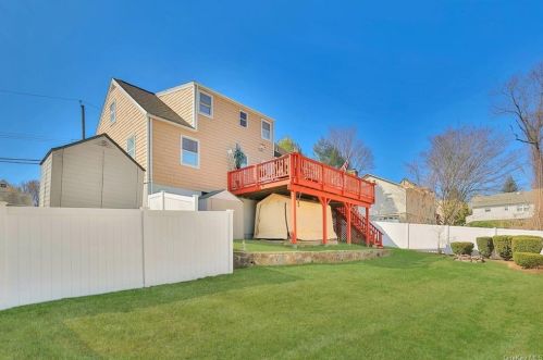 87 Atlantic Ave, Hawthorne, NY 10532-1128