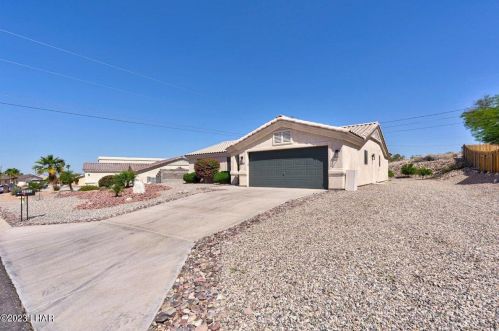 2855 Winterhaven Dr, Lake Havasu City, AZ 86404-3275
