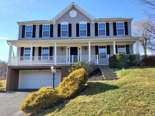 1001 Timber Run Dr, Mc Donald, PA 15057-2881