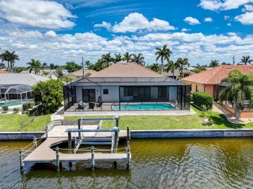 5240 20 Ave, Cape Coral FL  33990-4815 exterior