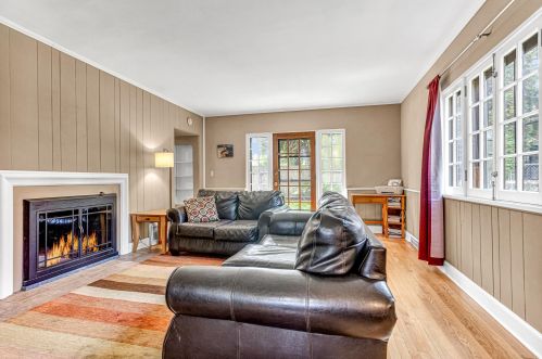 609 Waldo Blvd, Manitowoc WI  54220-2829 exterior