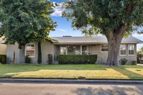 3287 Lugo Ave, San Bernardino CA  92404-2245 exterior