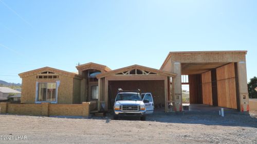 3318 Silverspoon Dr, Lake Havasu City, AZ 86406-6211