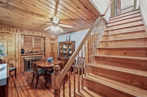58 Van Orden Ave, Airmont NY  10901-6424 exterior