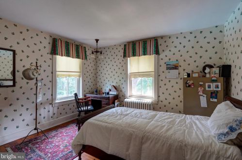 233 Union St, Kennett Sq PA  19348-3330 exterior