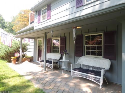 21 Cross Rd, Greystone Park NJ  07950-3273 exterior