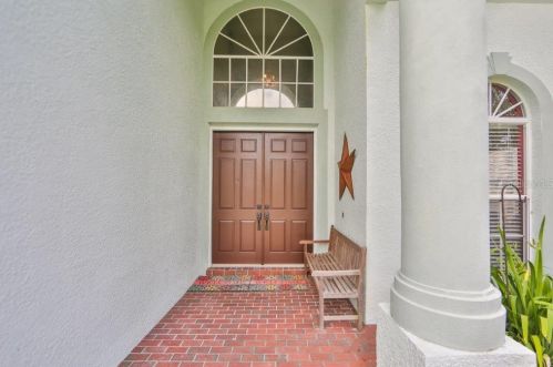19105 Harbor Cove Ct, Lutz, FL 33558-9702