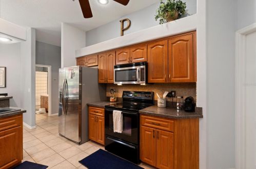 1224 Windsor Way, Lutz FL  33559-7320 exterior