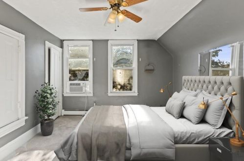 73 49th St, Bayonne NJ  07002-4015 exterior