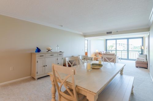 601 Seas Dr, Jupiter, FL 33477-1133