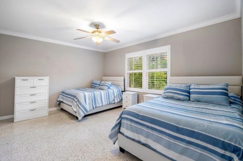 6260 Ocean Blvd, Boynton Beach FL  33435-5212 exterior