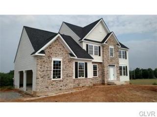 4631 Colleen Dr, Schnecksville, PA 18078-2441
