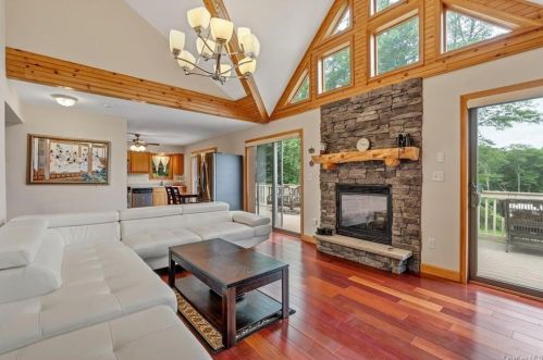 724 Sackett Lake Rd, Monticello NY  12701-4714 exterior