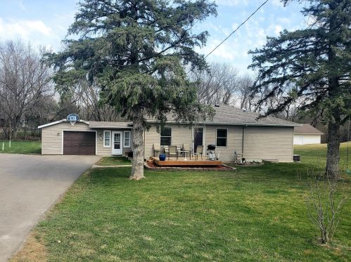 1789 Glynview Trl, Faribault, MN 55021-7062
