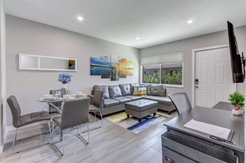 266 12th St, Delray Beach FL  33444-2916 exterior