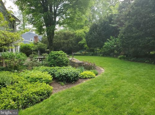 2861 Princeton Pike, Lawrence Township NJ  08648-3222 exterior