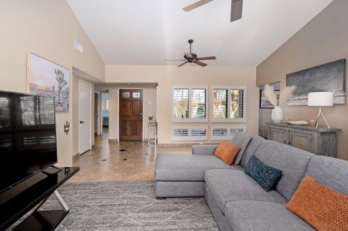 70425 Mottle Cir, Rancho Mirage CA  92270-2419 exterior