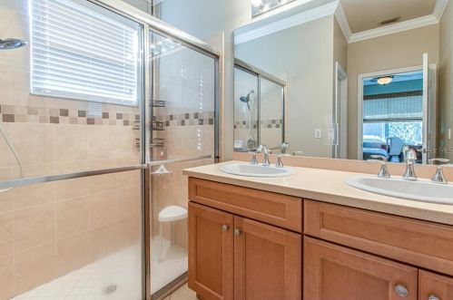 15806 Aurora Lake Cir, Wimauma FL  33598-4031 exterior