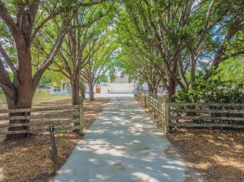 25420 Arundel Way, Mount Plymouth, FL 32776-9555