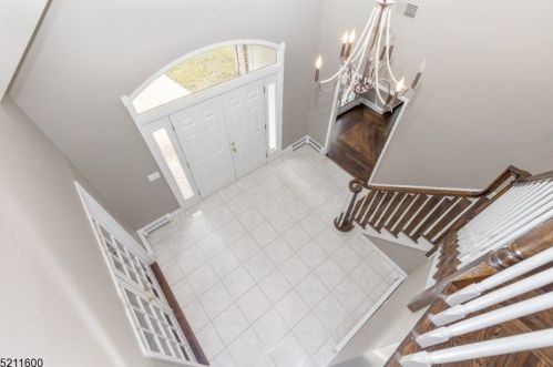 9 Natale Dr, Sparta NJ  07871-3032 exterior