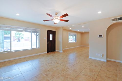 8201 Montecito Ave, Scottsdale AZ  85251-2718 exterior