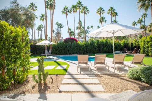 2055 Palm Canyon Dr, Palm Springs CA  92262-2921 exterior